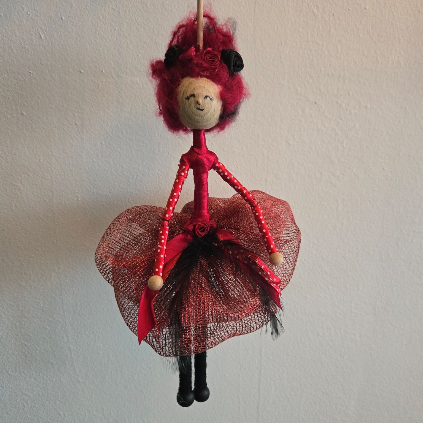 OAK Marionet Dame met Rode Tutujurk - Afbeelding 2