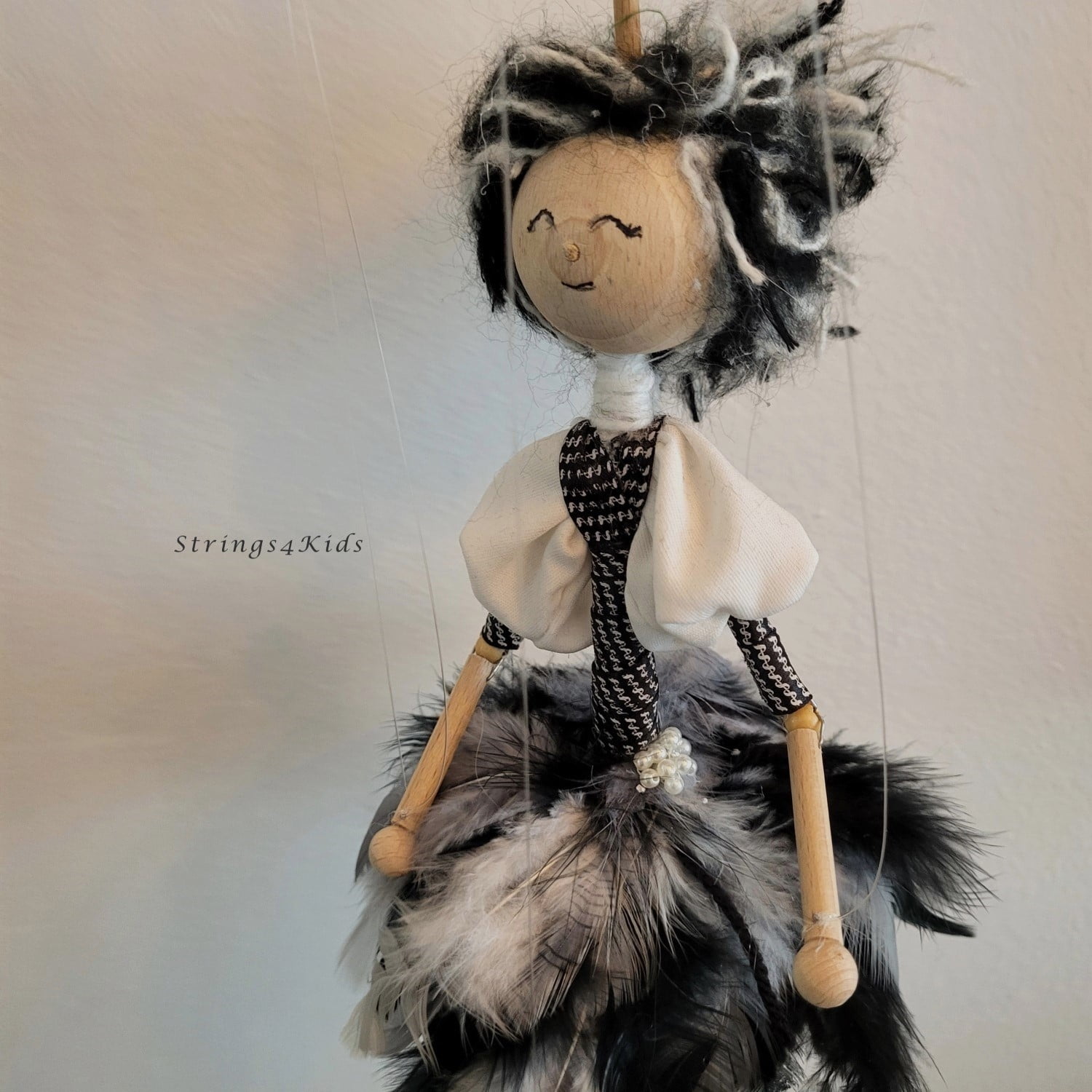 Zwart-Wit Feetje Marionette - Afbeelding 9